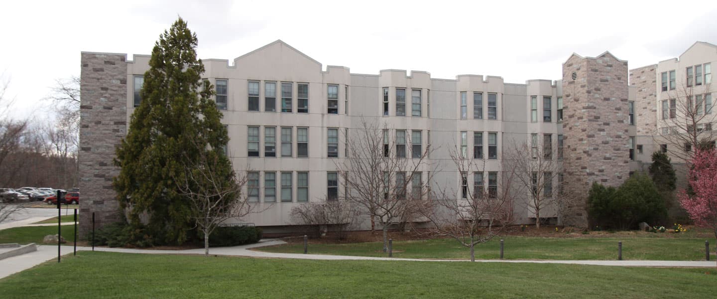 Connecticut College banner